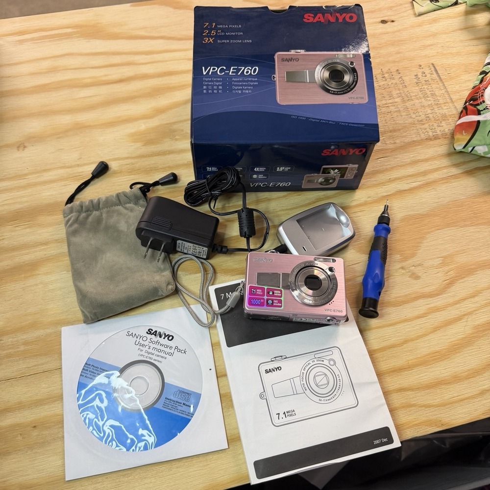 Sanyo VPC-E760 7.1MP Digital Camera Pink CCD Complete In Box Tested - Picture 7 of 11